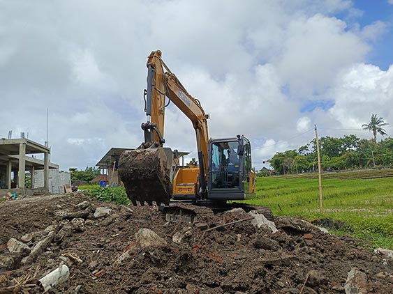 Alat Berat Excavator 4
